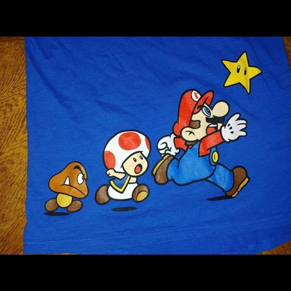 Super Mario Nintendo Graphic T Shirt size Small. - Picture 3 of 9